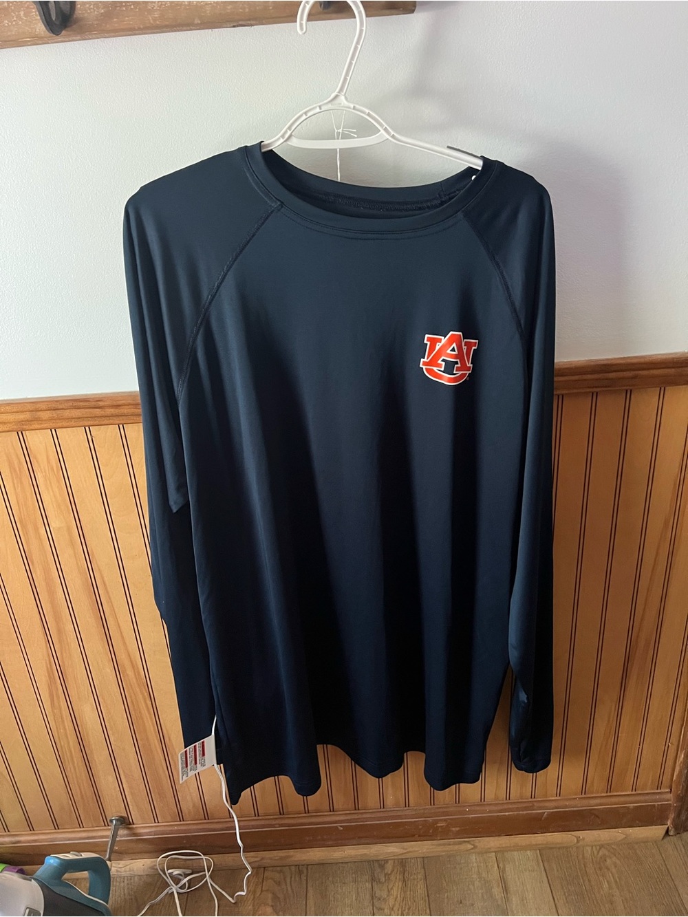 XL Auburn Columbia Navy Long-Sleeve Performance Shirt